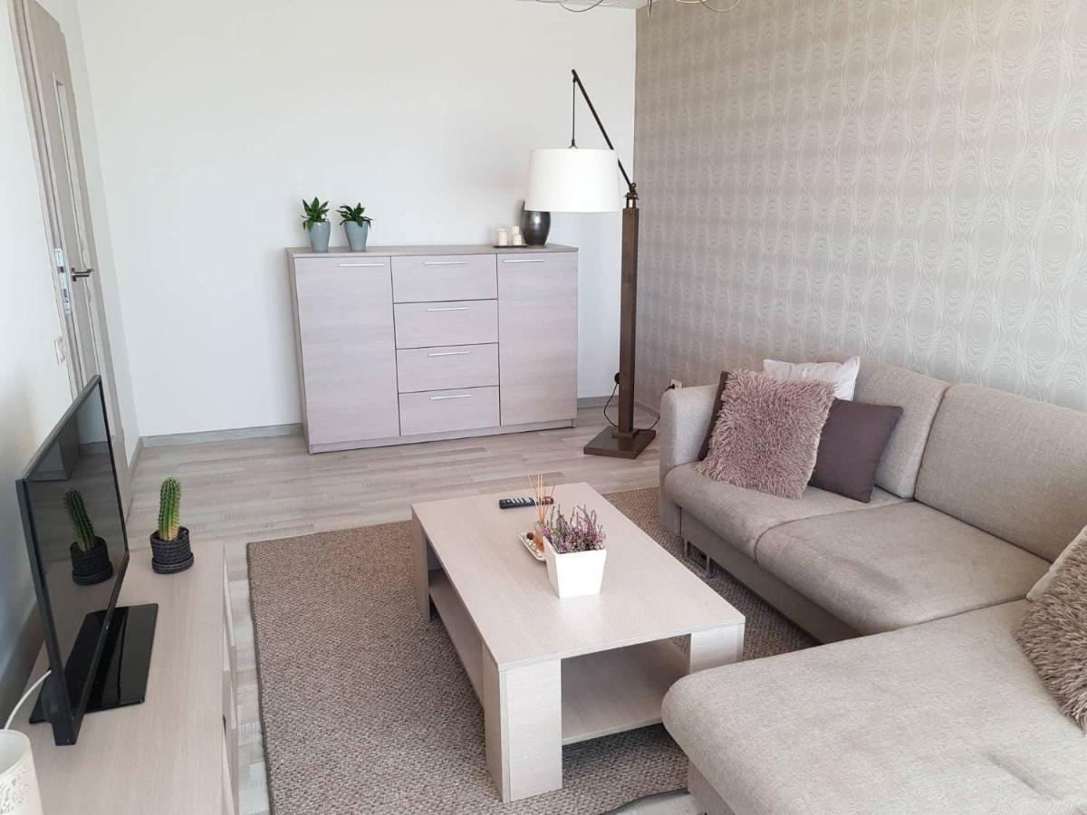 Apartamentai Centras Шяуляй Экстерьер фото